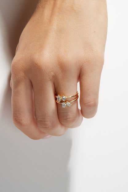 Pear and Oval Diamond Toi Et Moi Ring | 18K Yellow Gold