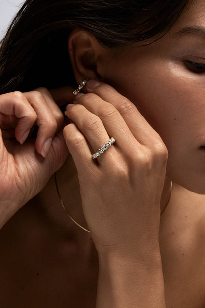 Round Diamond Half Band | 18K Yellow Gold