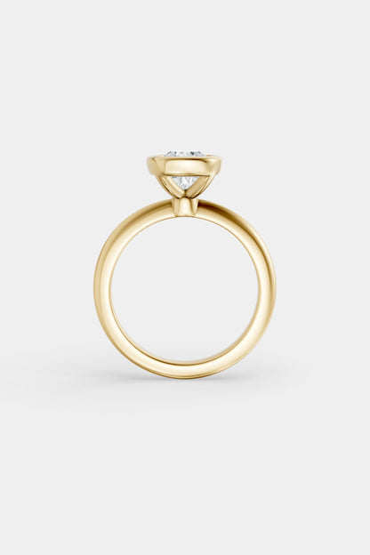 Diamond Bezel Solitaire Ring | Gwen Band