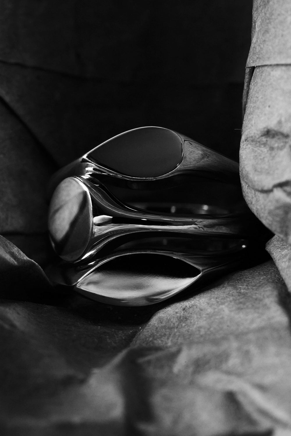 Mini Pear Signet Ring | Silver