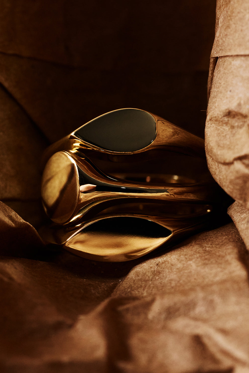 Mini Pear Signet Ring | Yellow Gold