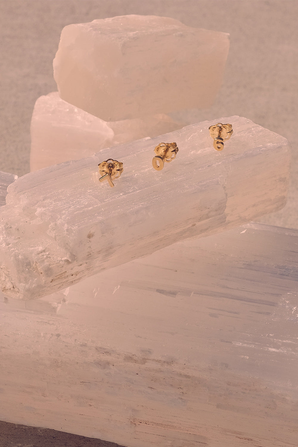 Number Stud | 9K White Gold