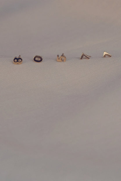 Number Stud | 9K Yellow Gold
