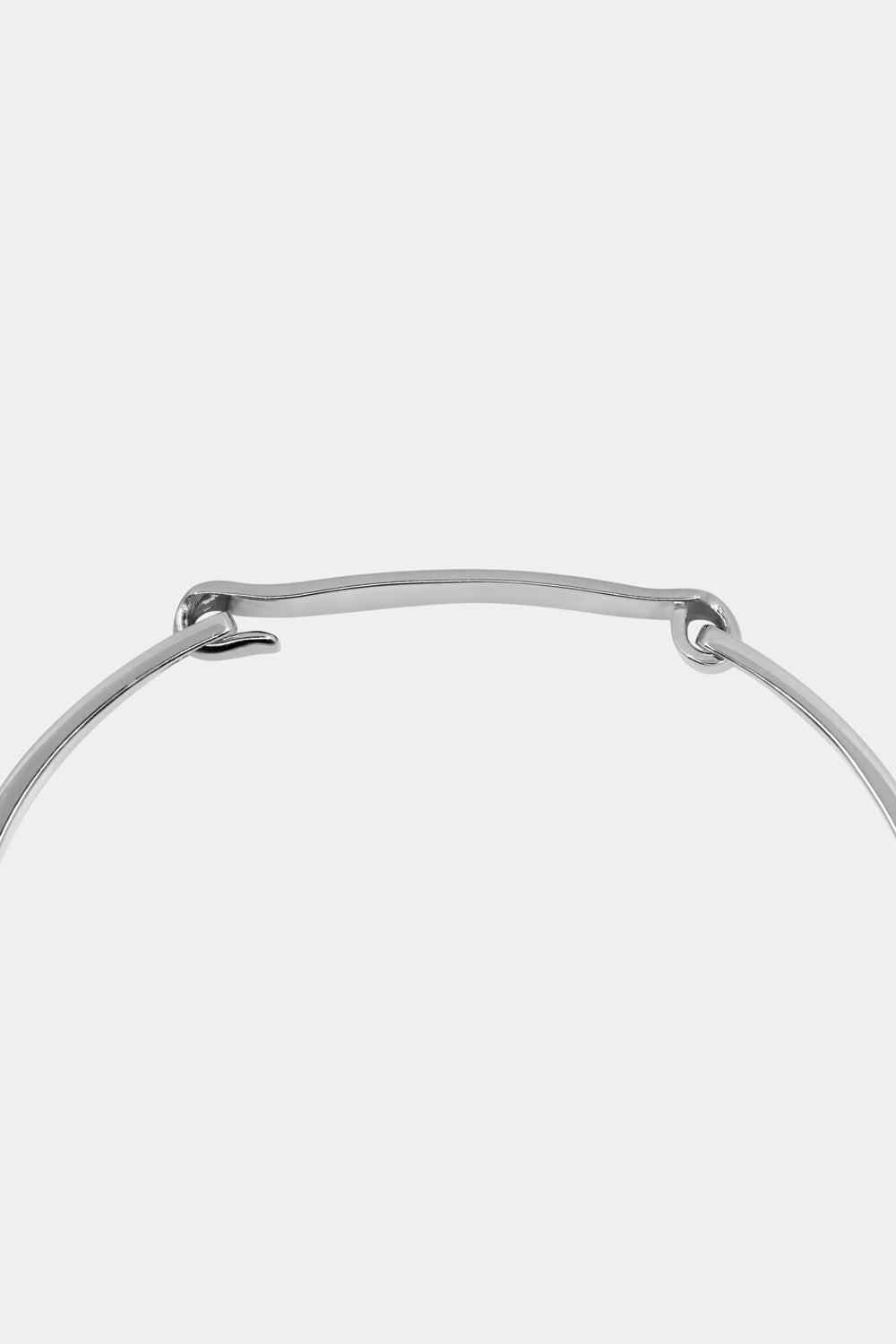 Sapphire Tallows Bangle | White Gold