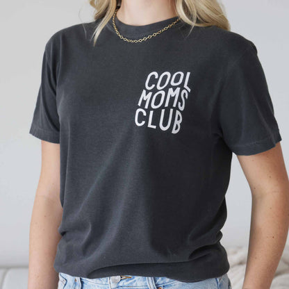 Cool Moms Club Graphic Tee | Pepper