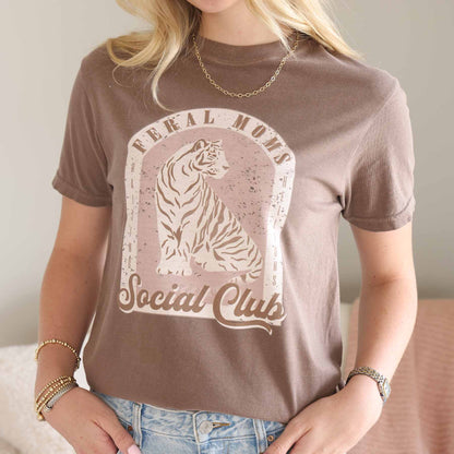 Feral Moms Club Graphic Tee | Espresso