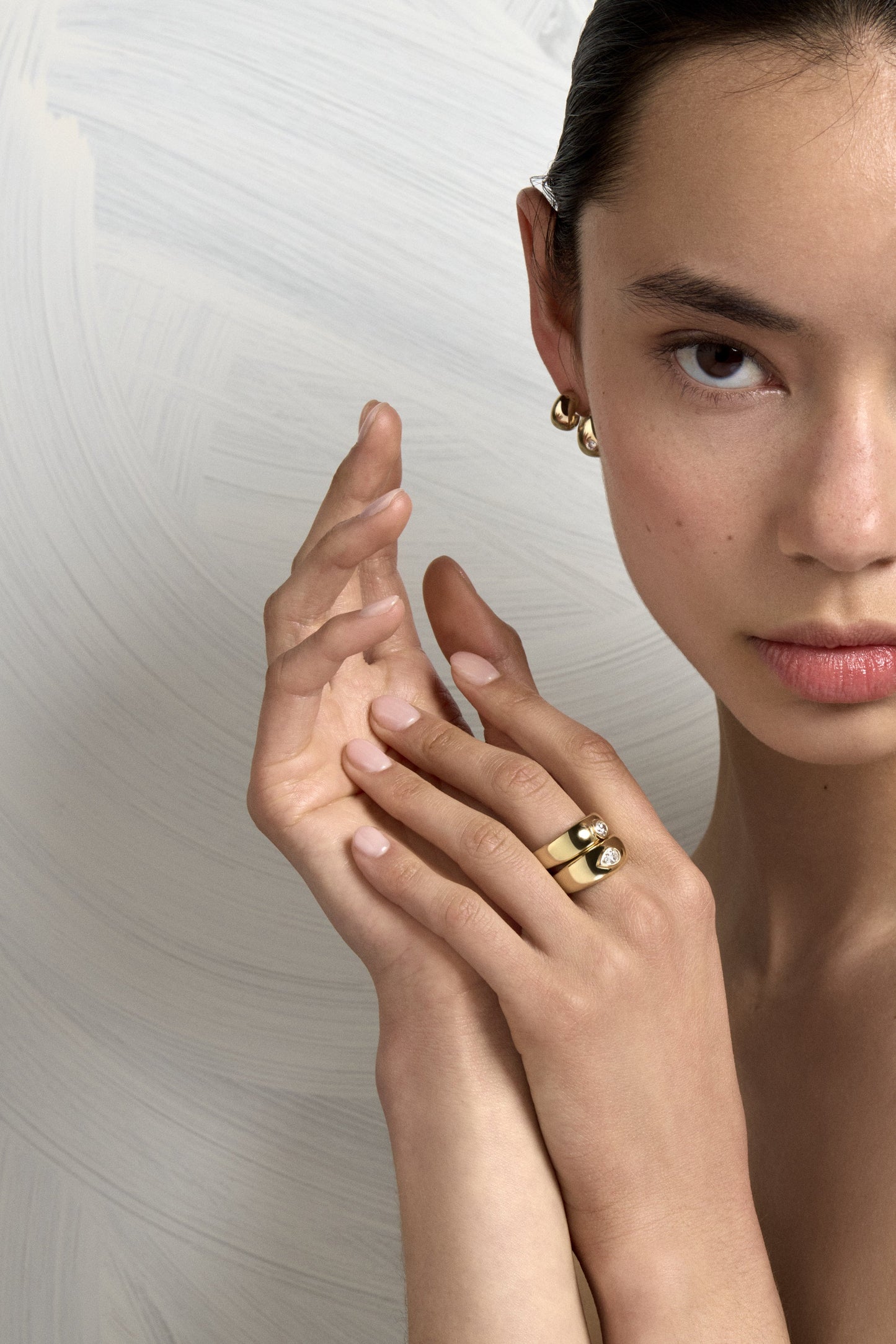 Pear Diamond Bezel Blob Ring | 18K Yellow Gold